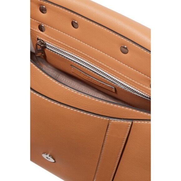 ❌SOLD❌ JW Anderson Disc leather light shoulder bag - Picture 4 of 8